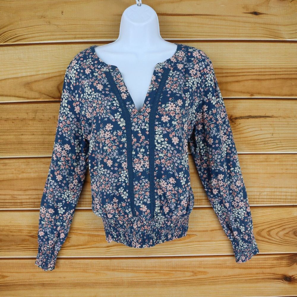 Ophelia Roe Blouse Rounded V-Neck Womens Size M Blue Pink Floral Long Sleeve‎